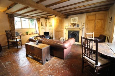High Street, EYDON, Northamptonshire, NN11