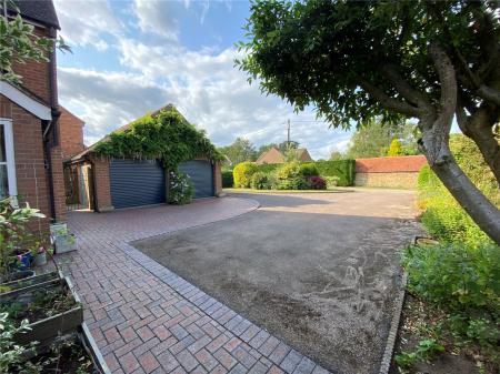 Church Street, CHARWELTON, Northamptonshire, NN11