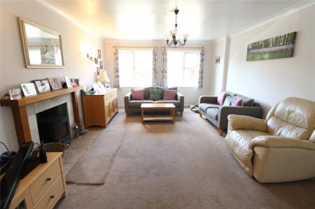 Springfields, Main Street, WATFORD, Northamptonshire, NN6