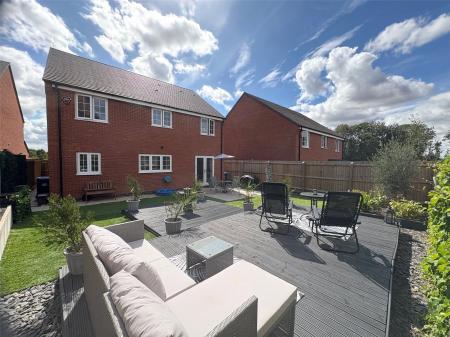 Willis Close, LONG BUCKBY, Northamptonshire, NN6