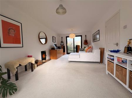 Armley Close, LONG BUCKBY, Northamptonshire, NN6