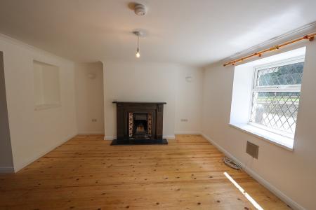Holmbush Road, St Austell, PL25