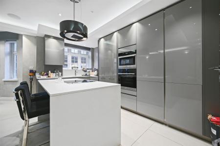 RCLR- 57 wellington court wellington road- kitchen