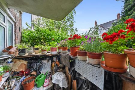 LR - 2 Mackellar House - Balcony3.jpg_.jpg