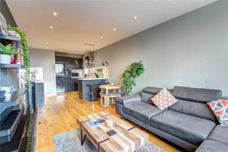 2 bedroom Apartment for sale in Newcastle Upon Tyne
