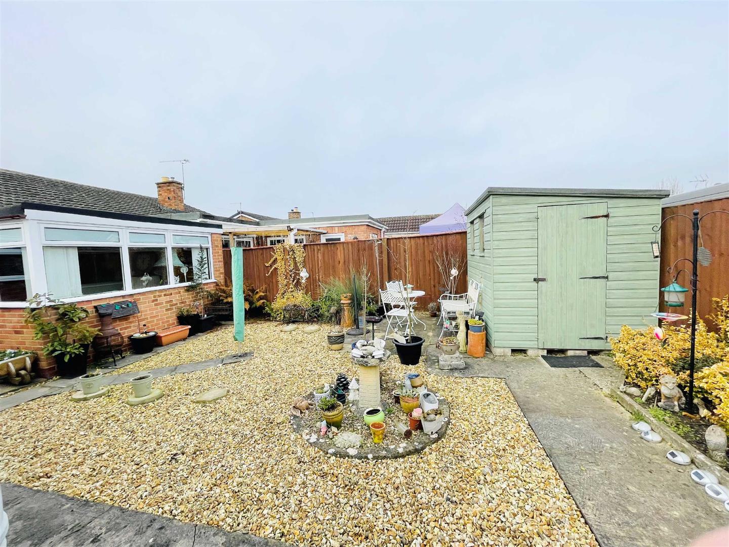 2 bedroom SemiDetached Bungalow for sale in Melksham
