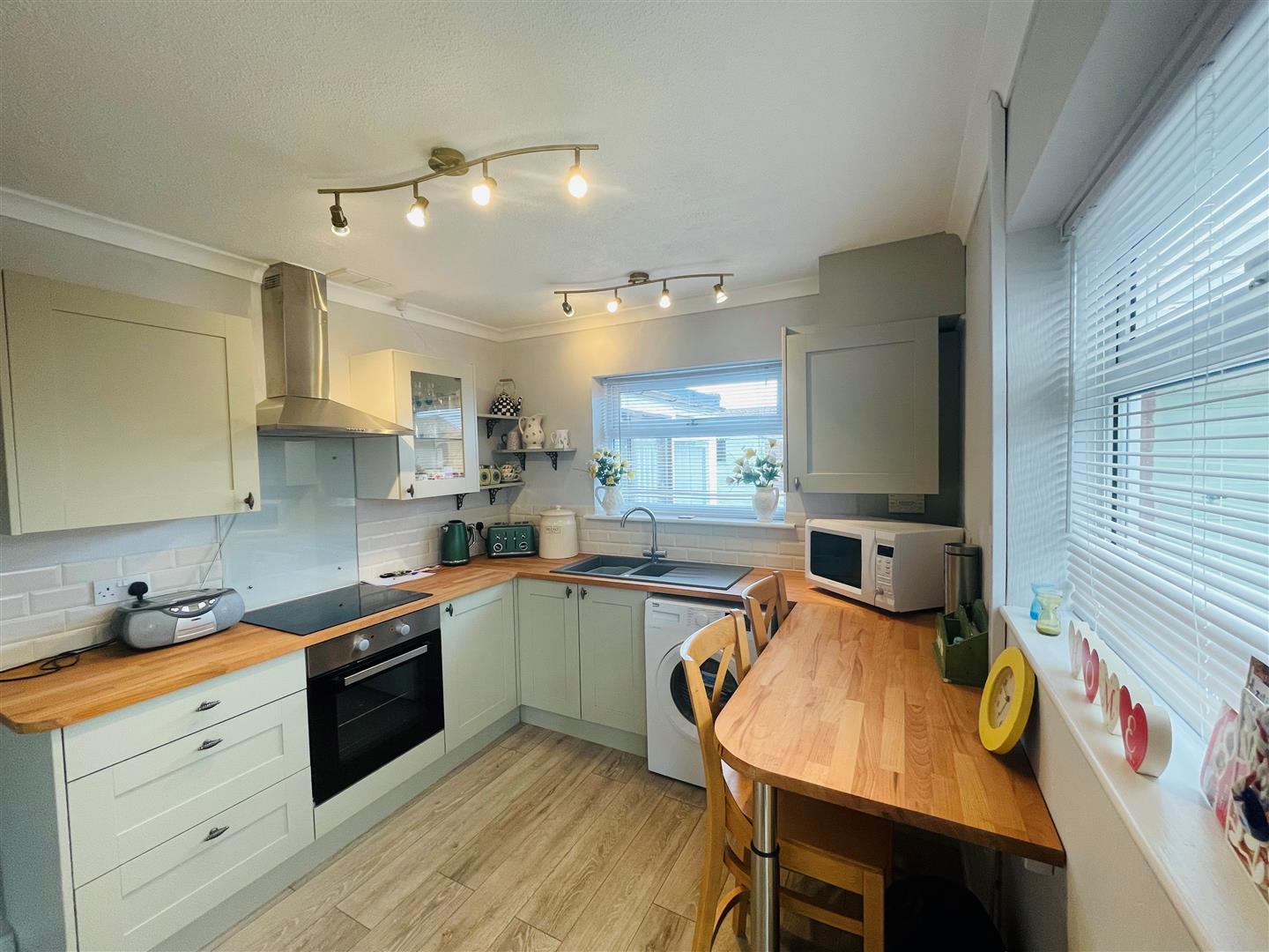 2 bedroom SemiDetached Bungalow for sale in Melksham