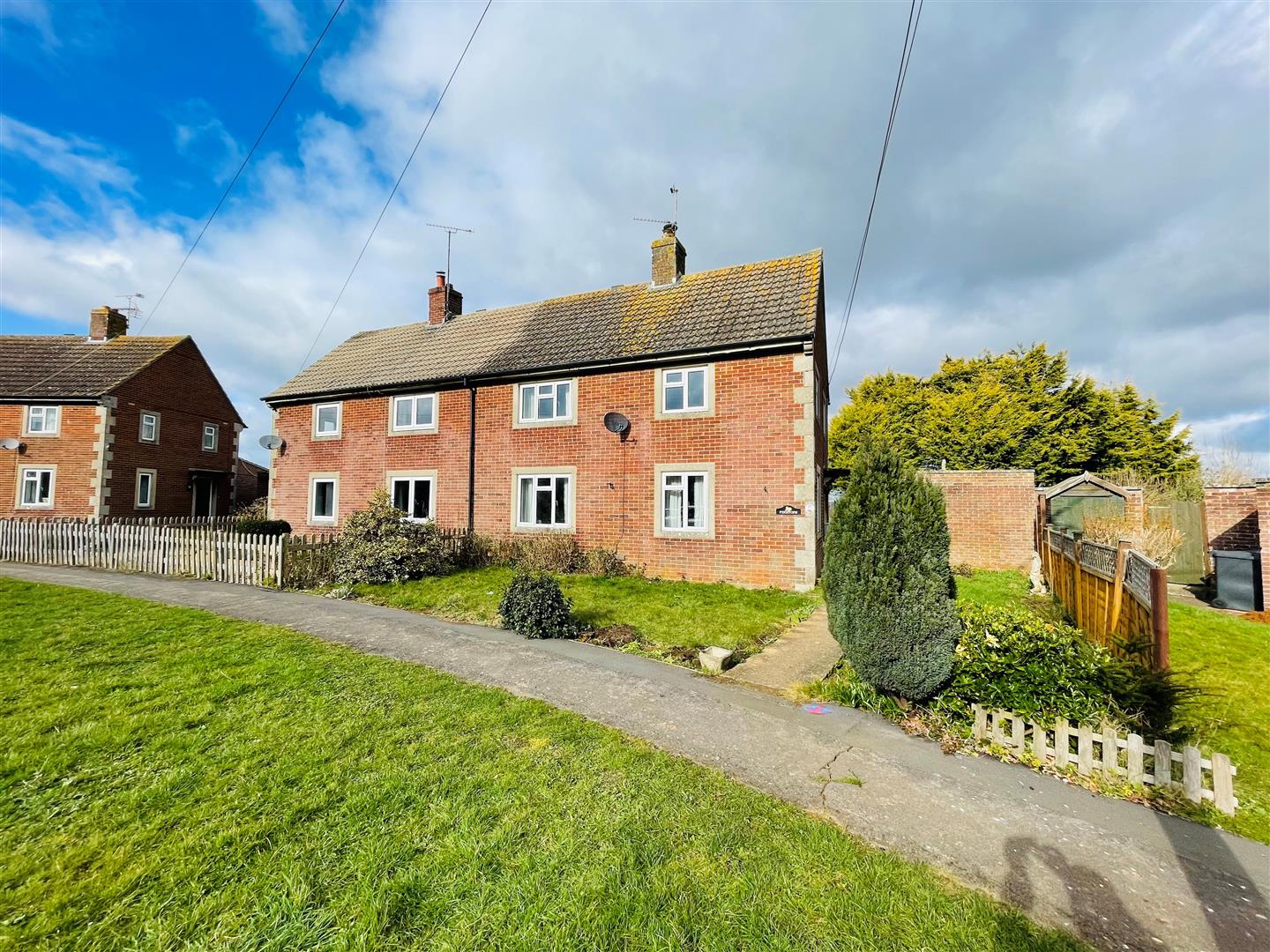 3 bedroom SemiDetached House for sale in Seend