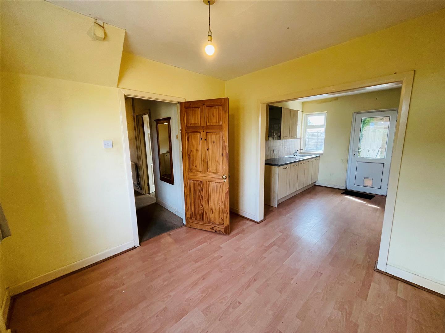 3 bedroom SemiDetached House for sale in Melksham