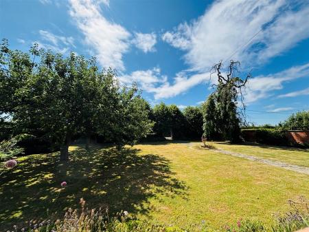 woodhousegdn.jpg