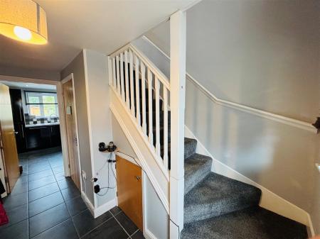 33bowhall.jpg