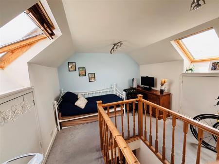 118attic.jpg