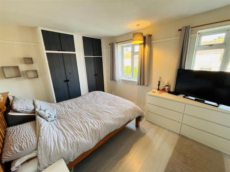 32corbed1.jpg