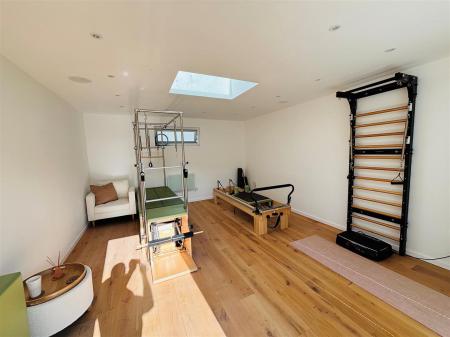 23weststudio1.jpg