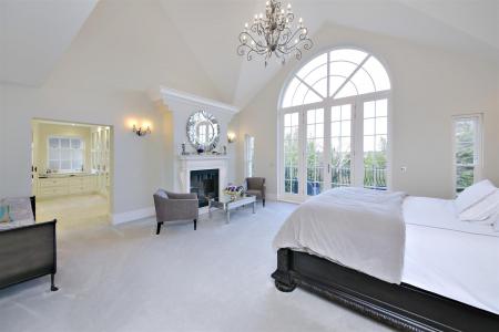 Master Bedroom 2.jpg