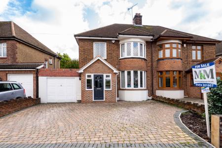 3 bedroom Semi-Detached House for sale in Gravesend
