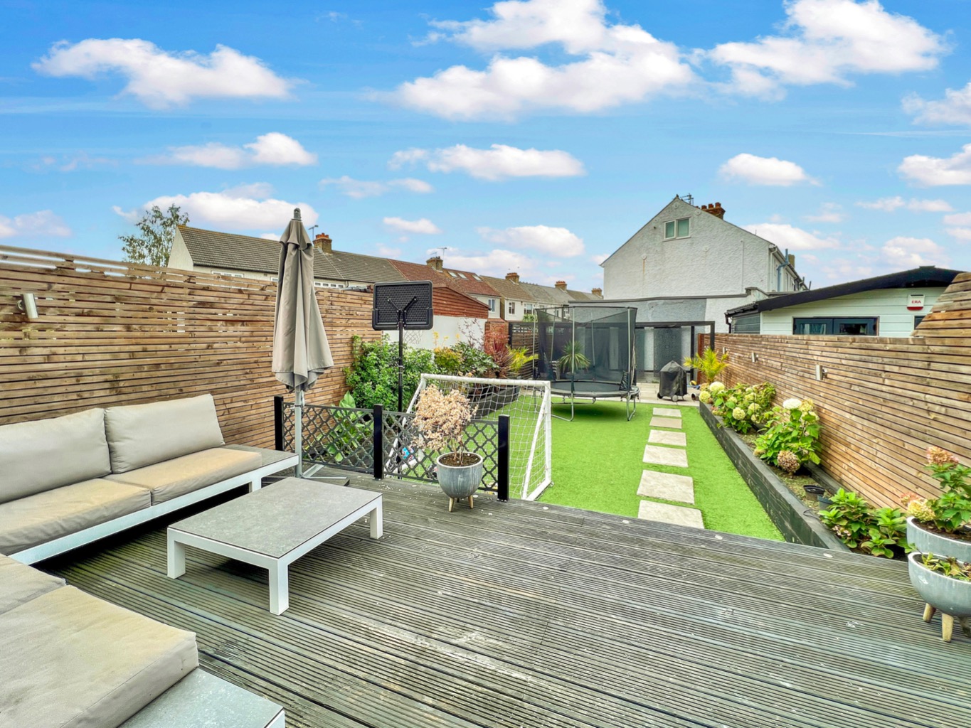 3 bedroom Terraced House for sale in Gravesend