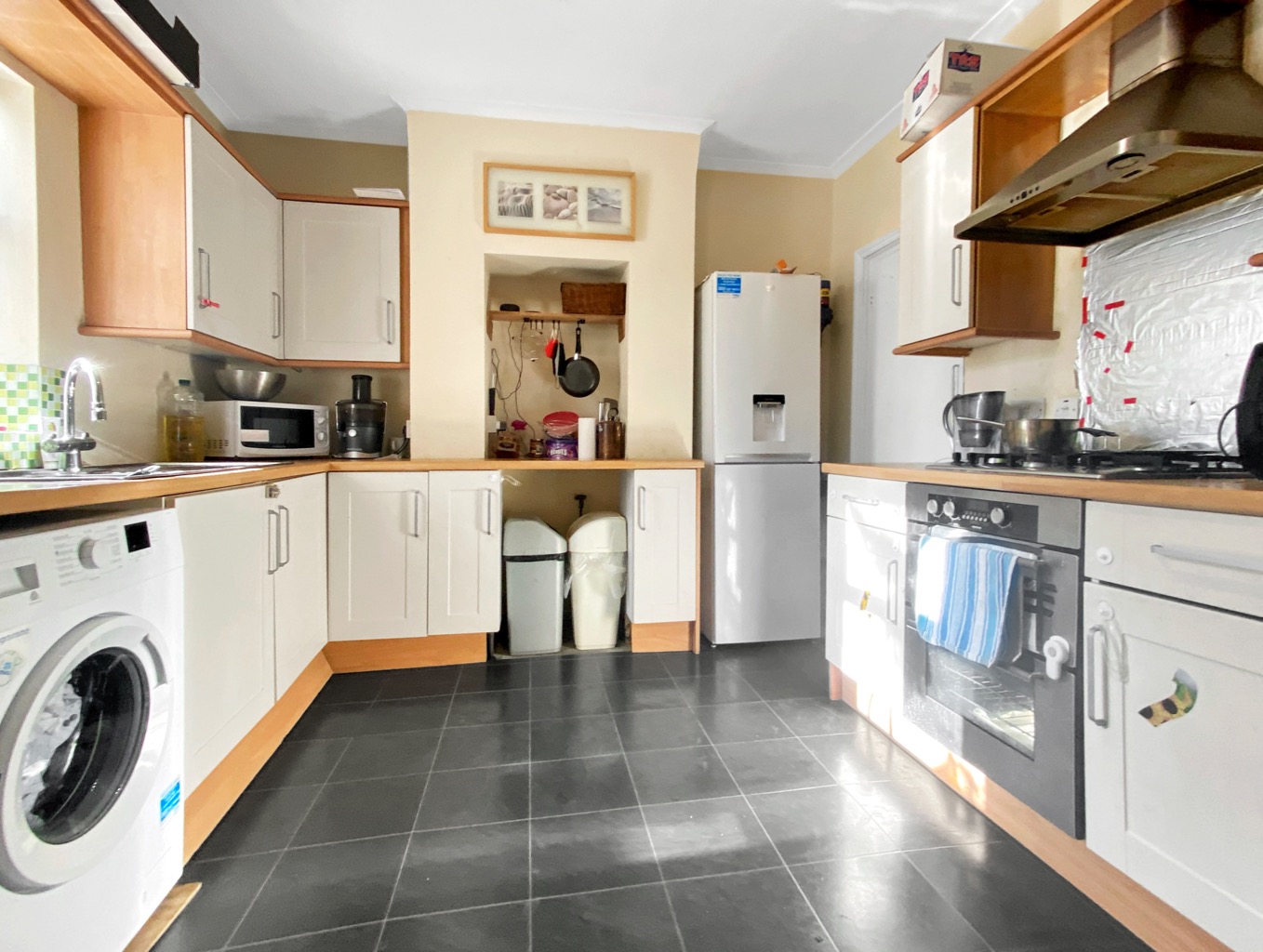 2 bedroom End of Terrace House for sale in Stonebridge Road