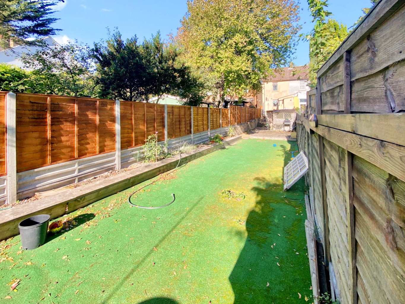 2 bedroom End of Terrace House for sale in Stonebridge Road