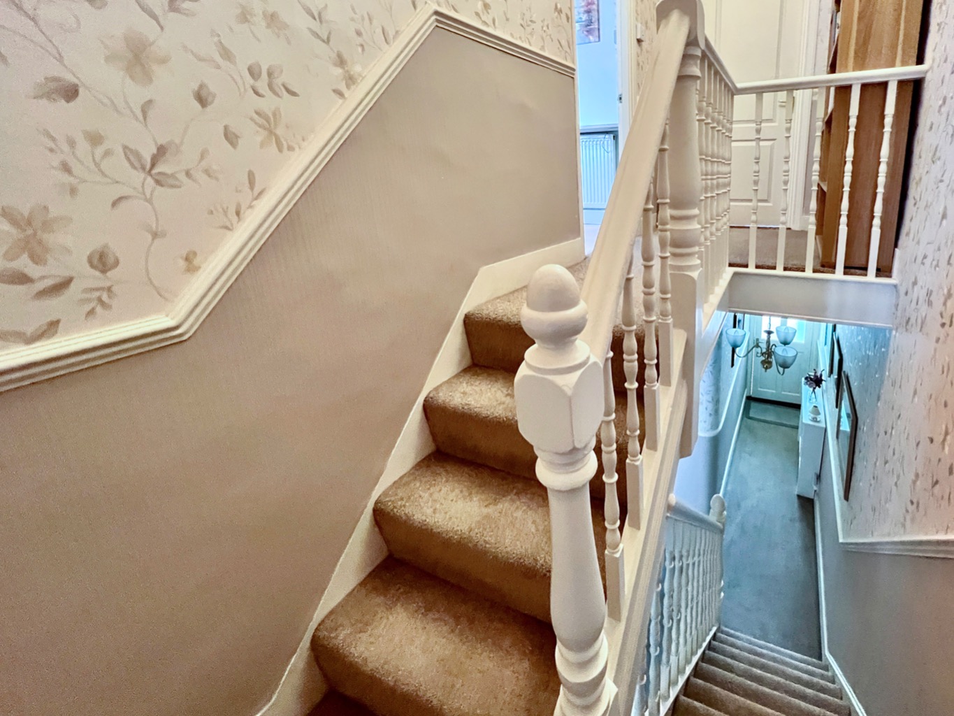 3 bedroom Terraced House for sale in Old Road West