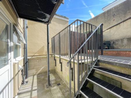 Media image 06