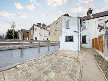 Media image 05