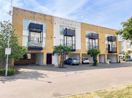 Media image 09