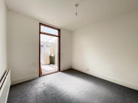 Media image 05