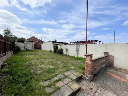 Media image 08