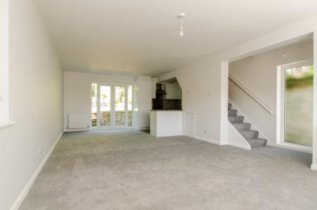 Media image 02