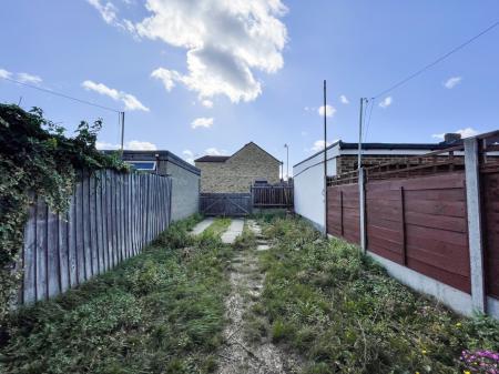 Media image 09