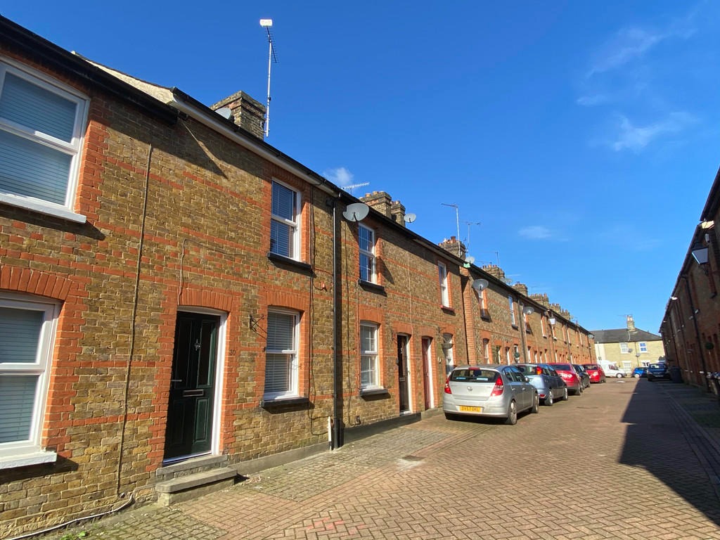 2 bedroom Terraced House for rent in Stortford