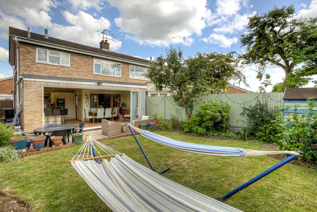 3 bedroom SemiDetached House for sale in Sawbridgeworth