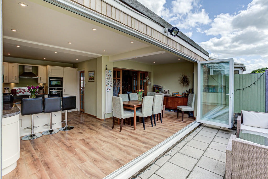 3 bedroom SemiDetached House for sale in Sawbridgeworth