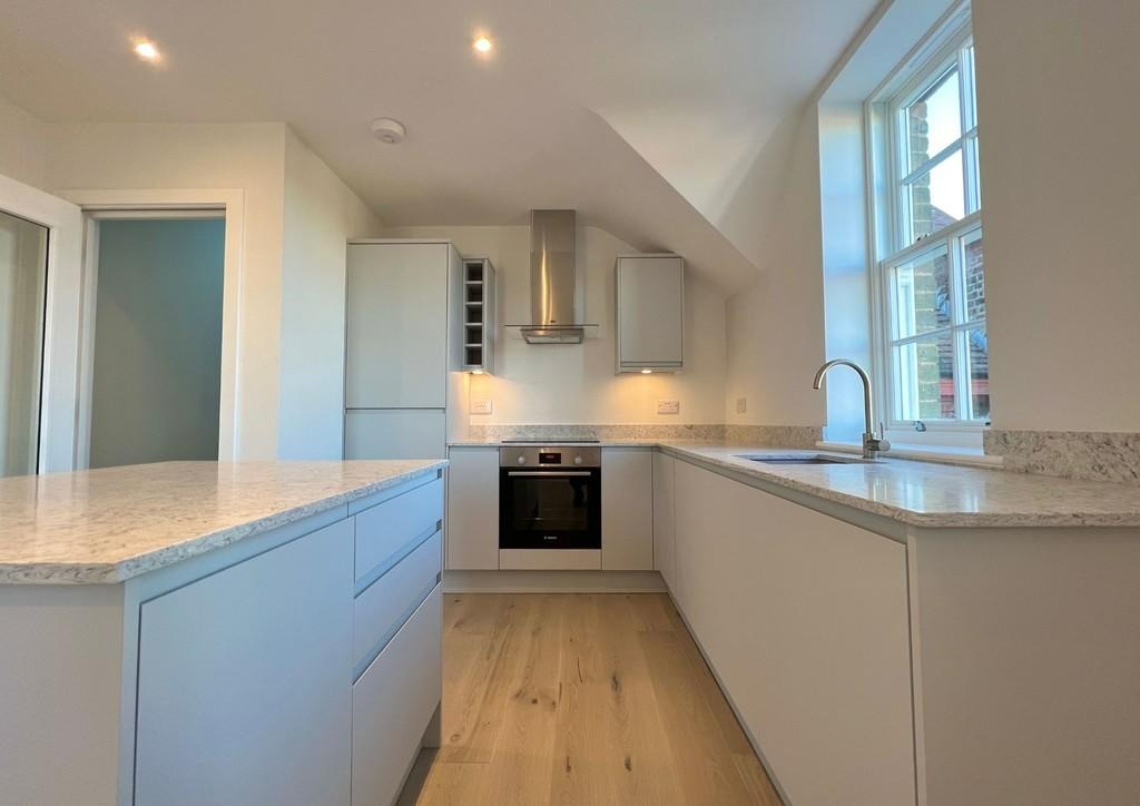 2 bedroom Apartment for sale in Stortford