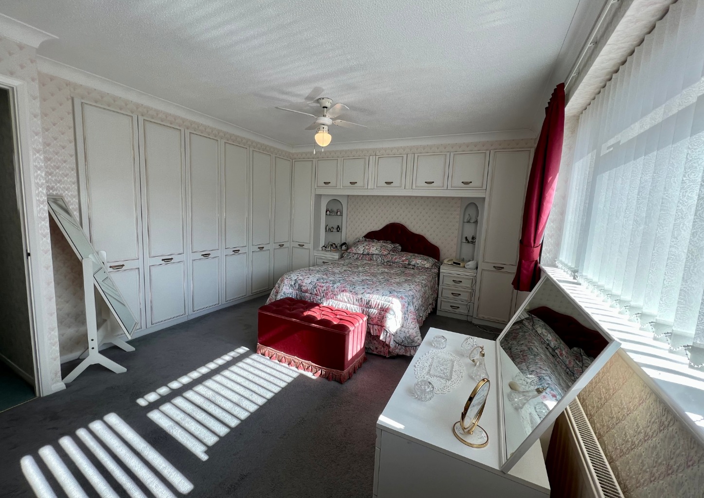 2 bedroom SemiDetached House for sale in Stortford