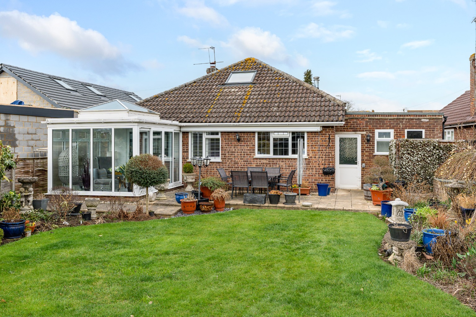 4 bedroom Detached Bungalow for sale in Sawbridgeworth