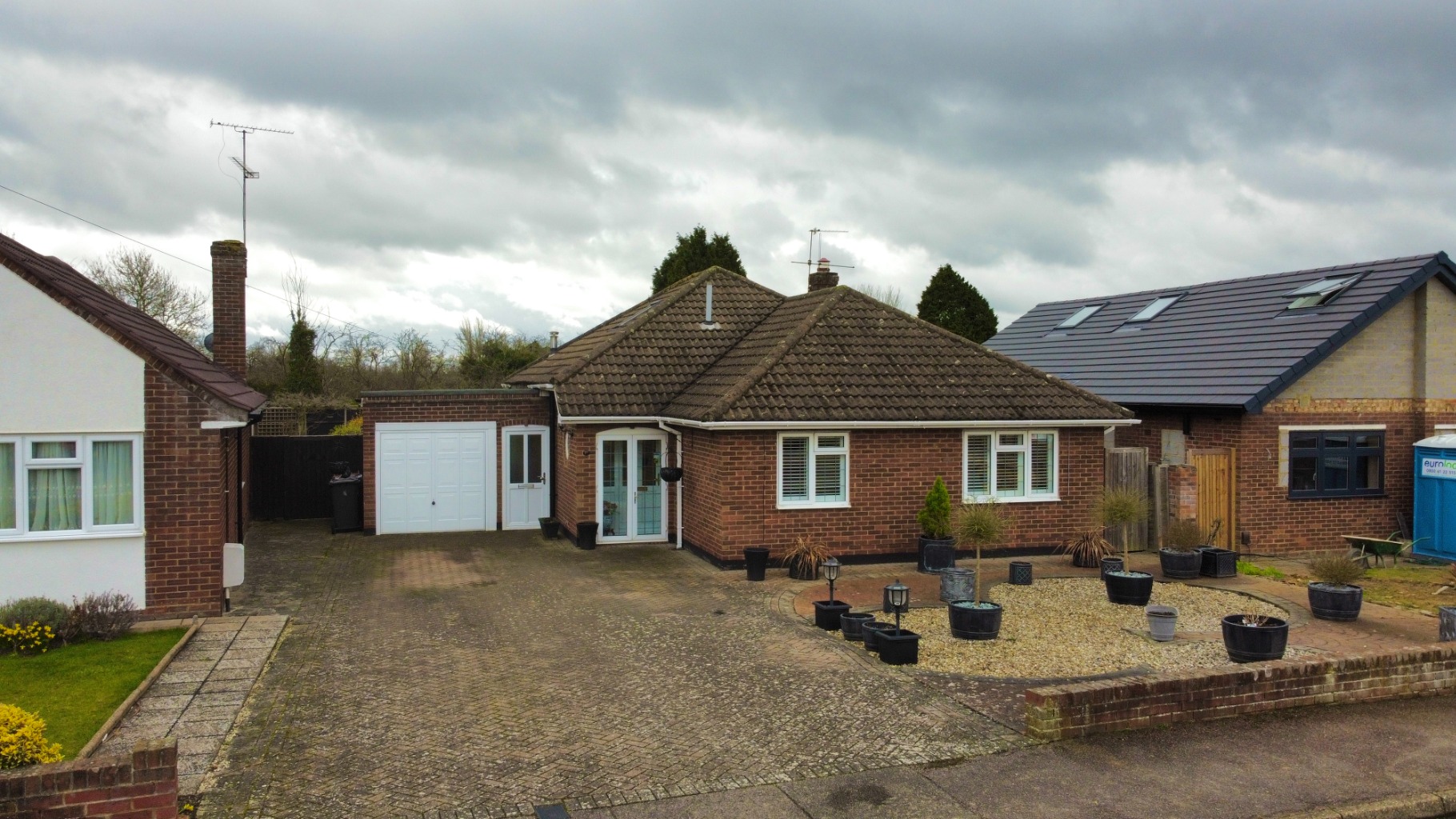 4 bedroom Detached Bungalow for sale in Sawbridgeworth