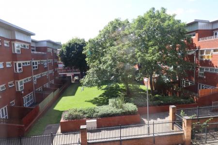 Photo 09