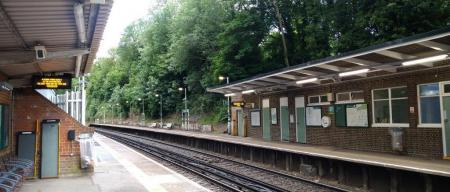 Riddlesdown Station