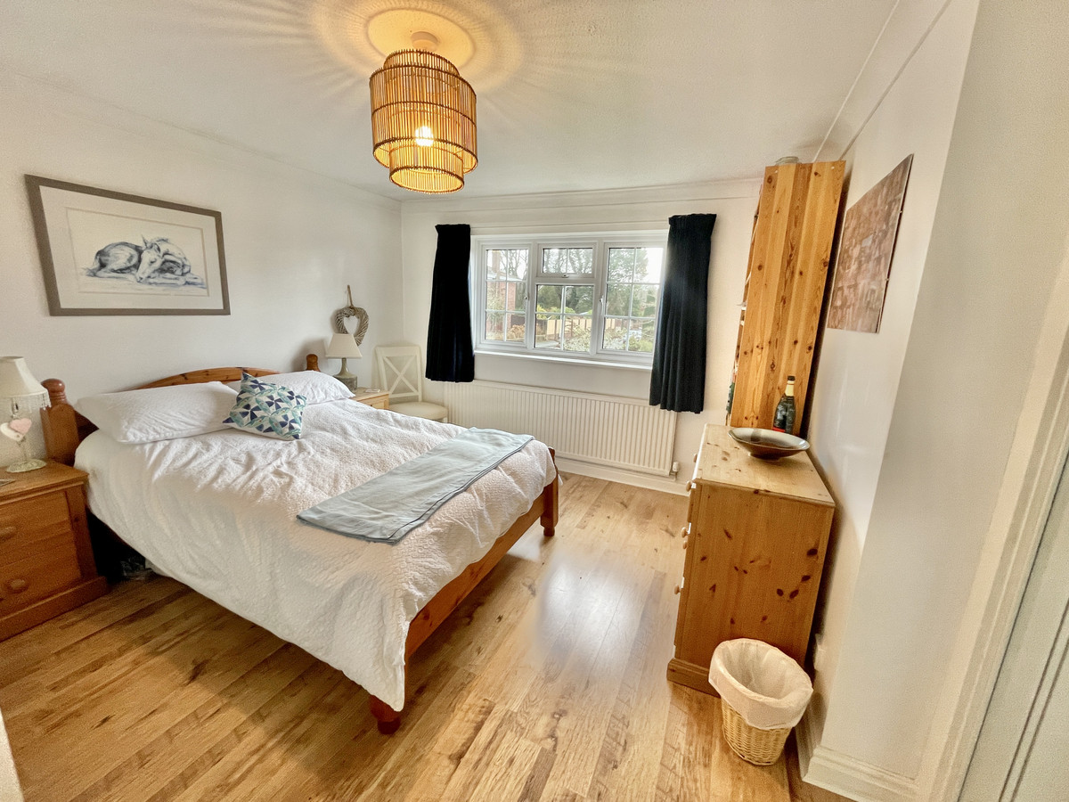 4 bedroom Detached House for sale in Plymouth