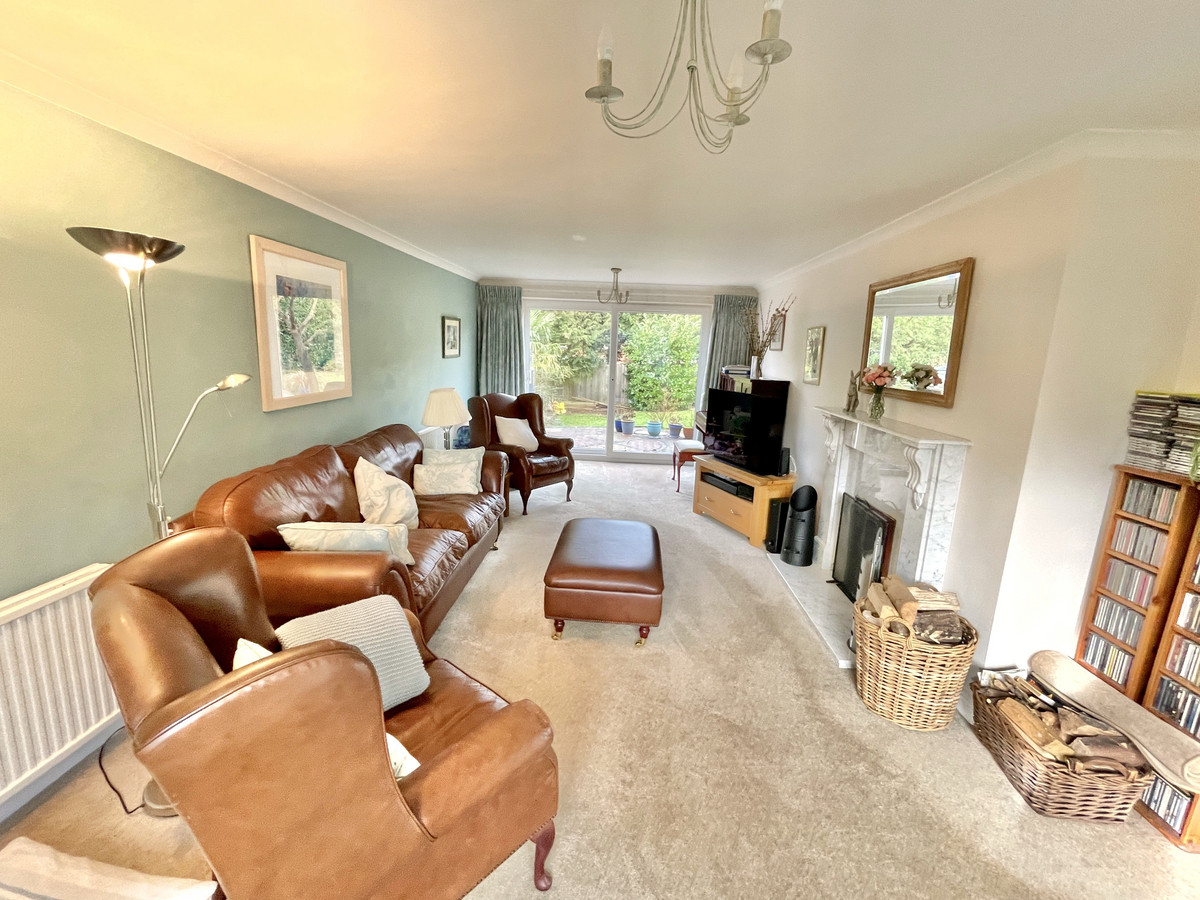 4 bedroom Detached House for sale in Plymouth