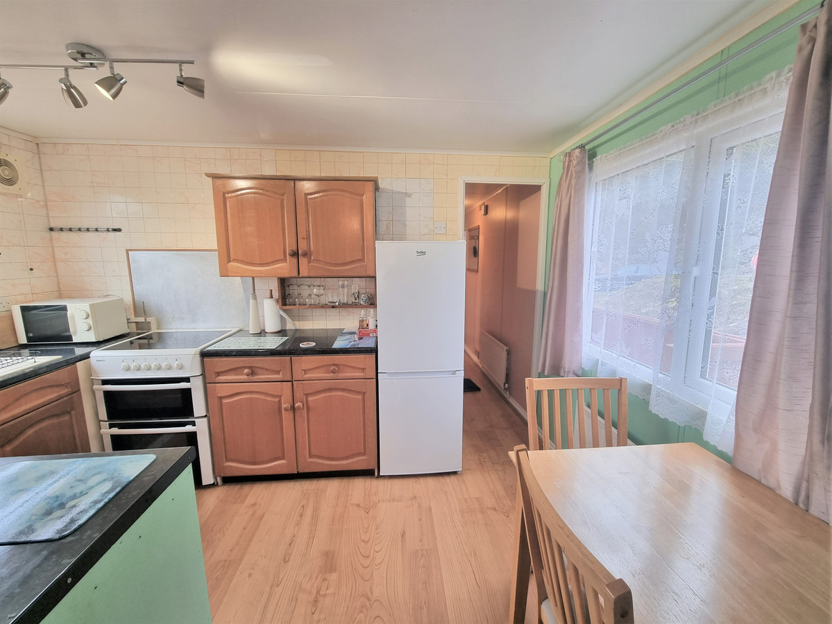 2 bedroom Park Home for sale in Plymouth