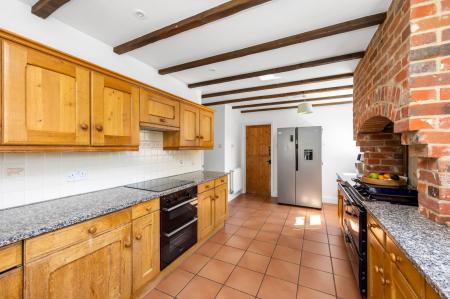 kitchen/breakfast room