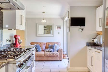 Kitchen-Breakfast room