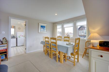 Living Room/ Dining Area