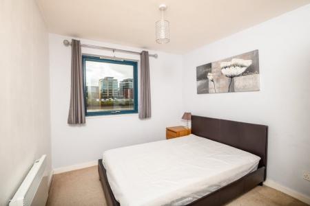 8 Mariners Wharf 4