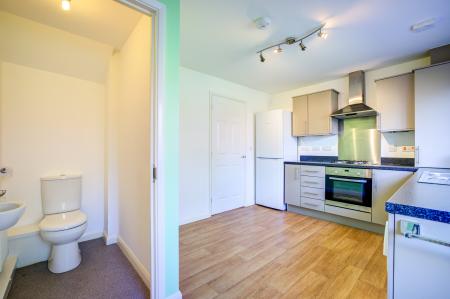 Kitchen & WC