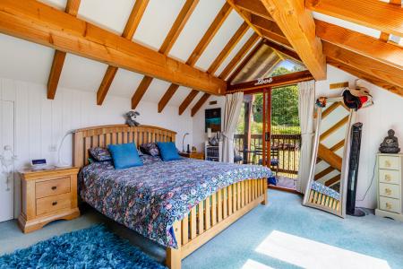 A40 - Lower Frogmore