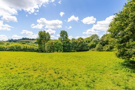 A09 - Lower Frogmore